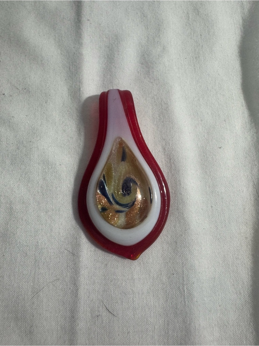 Murano Style teardrop-shaped Art Glass Pendant Red White Gold Foil Center